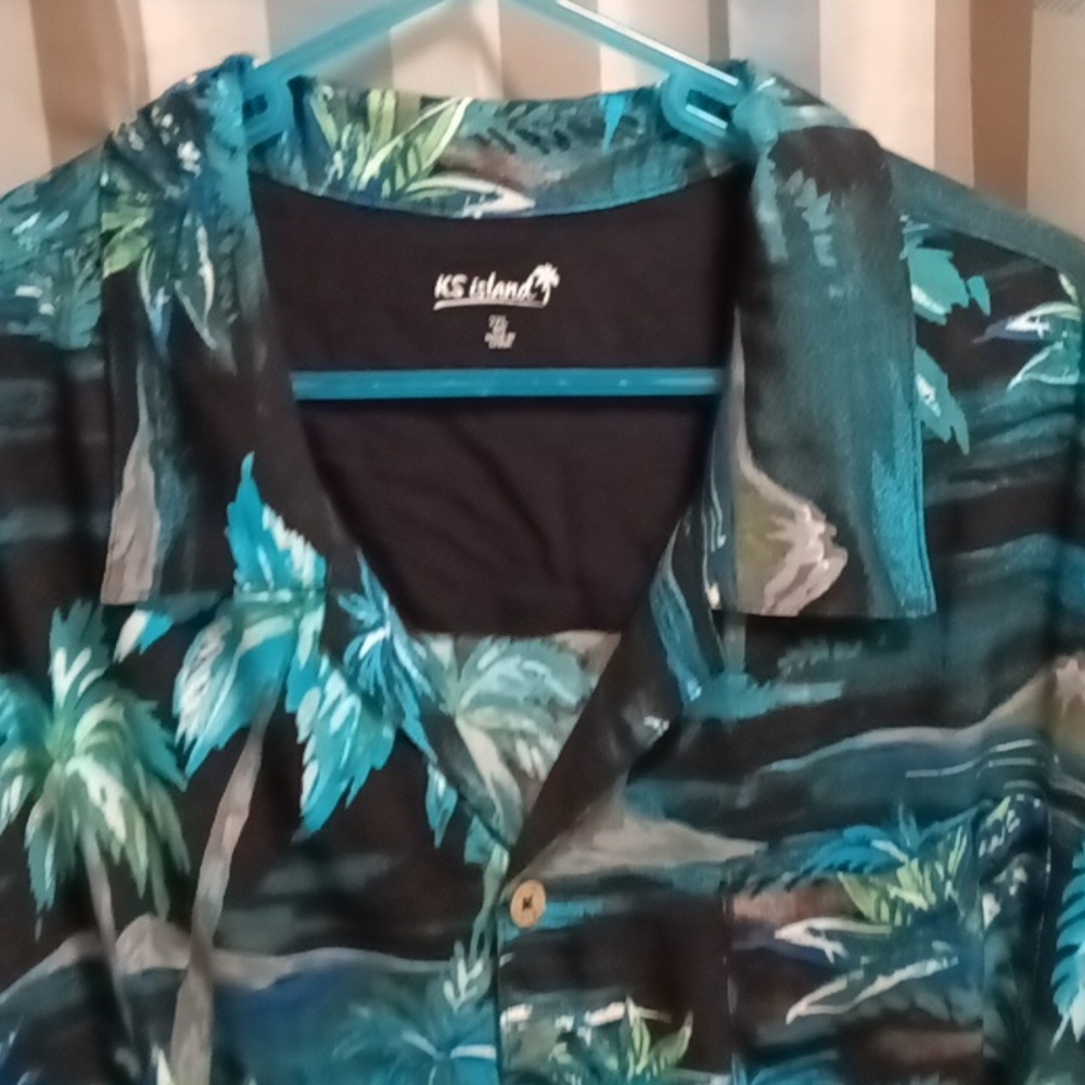 NWT KS island black multi-colored short sleeve tropical island shirt Size 2XL